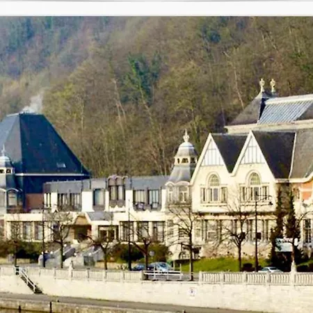 Duplex A 100m Du Casino De Lejlighed